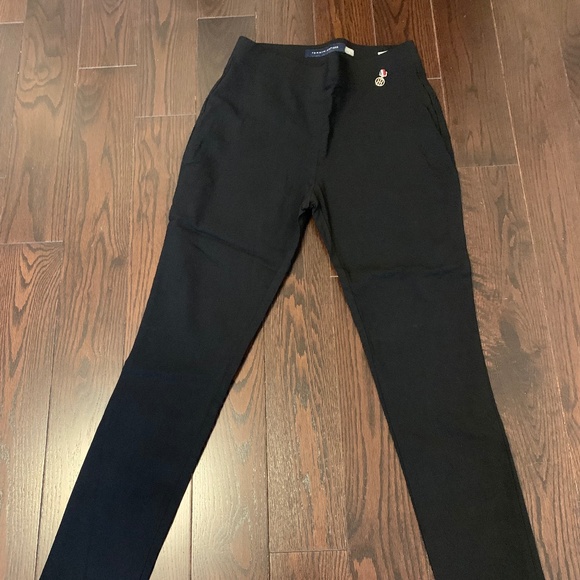 Tommy Hilfiger pants - Picture 1 of 3